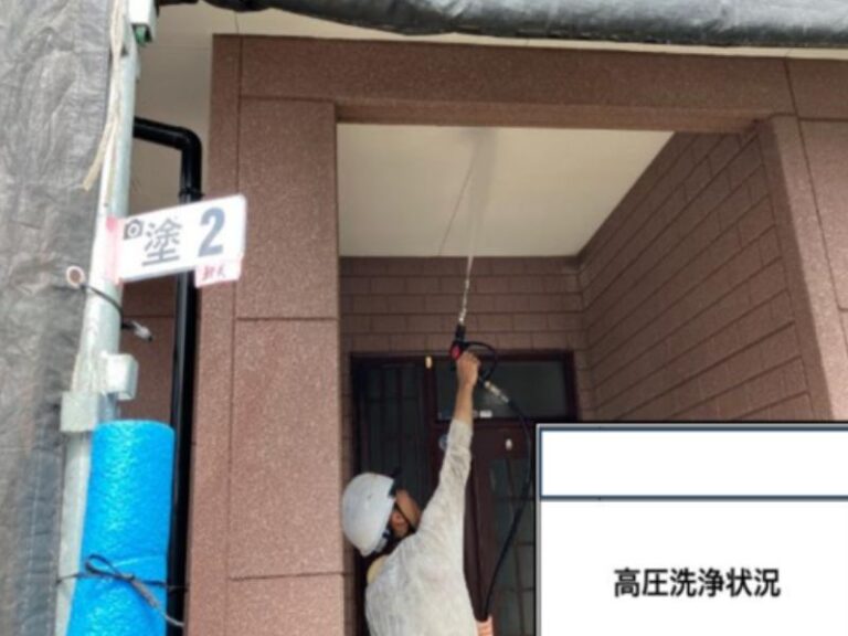 K様邸軒天　高圧洗浄
