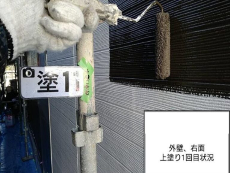KT様外壁　右面上塗り1回目