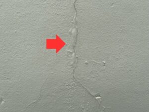 外壁塗膜の膨れ